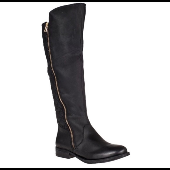 COPY - Steve Madden NorthSide Quilted Boots - Picture 2 of 3